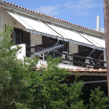 Ferienwohnung Salonikios Pteleós Exterior foto