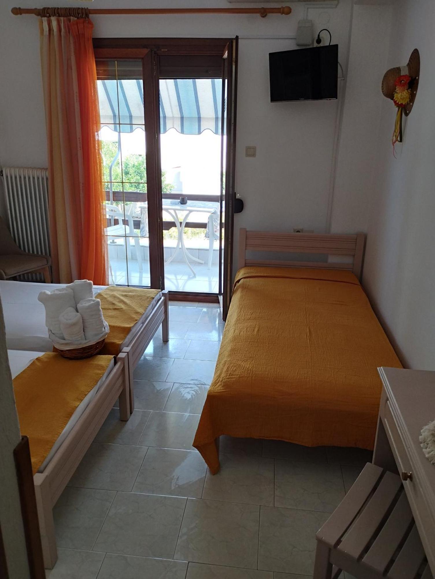 Ferienwohnung Salonikios Pteleós Exterior foto